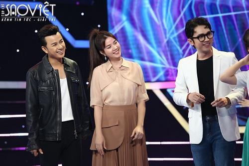 Ca sĩ Dương Hiếu Nghĩa ngơ ngác toàn tập để Kha Ly “gánh team”