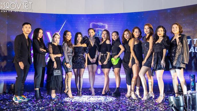 ĐẤU TRƯỜNG NHAN SẮC” CỦA TÓC TIÊN VÀ DÀN MỸ NHÂN