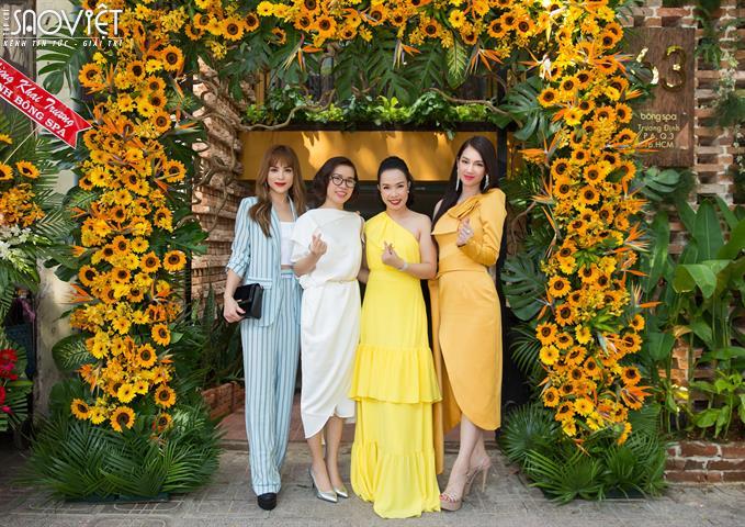 ‘Gái một con’ Quỳnh Chi đẹp không tỳ vết khiến cánh mày râu ‘trông mòn con mắt’