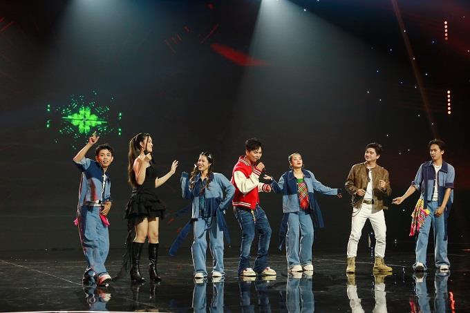 Mê mẩn loạt tiếng hát “khủng” từ Người Hát Tình Ca