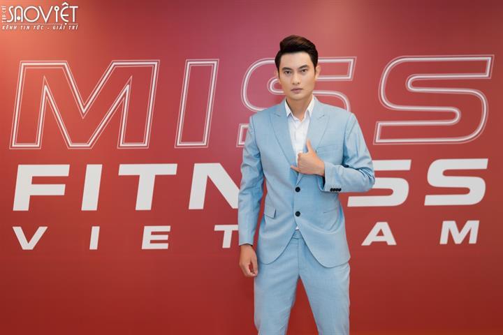 Mister Vietnam Minh Quyền ngồi ghế giám khảo Miss Fitness Vietnam cùng Hoa hậu Minh Tú, Kỳ Duyên, Thuý Vân