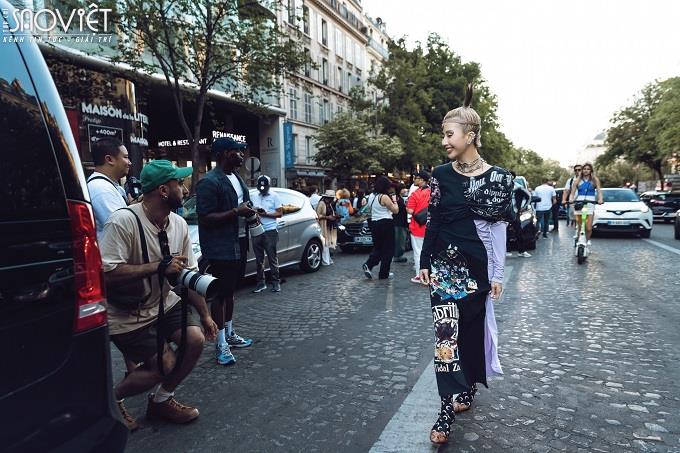 Quỳnh Anh Shyn có những bức ảnh đắt giá xuất hiện trên The New York Times và Vogue