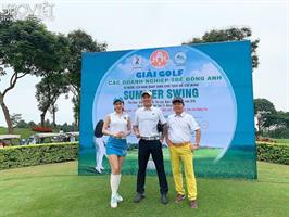 Á hoàng Golf Queen Hải Anh cùng ca sĩ Tuấn Hưng góp mặt trong Giải Golf các Doanh nghiệp trẻ Đông Anh lần 2