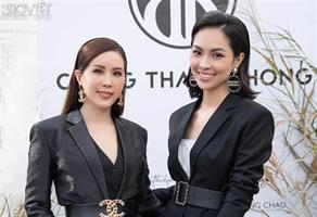 Hoa hậu Thu Hoài đầy cuốn hút, rạng ngời khi đọ sắc cùng “Miss Ngôi Sao 2011” Kim Phượng