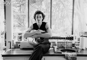 Hơn 1 năm sau cú hit Señorita, Shawn Mendes bất ngờ thông báo trở lại với single cực nóng “Wonder”