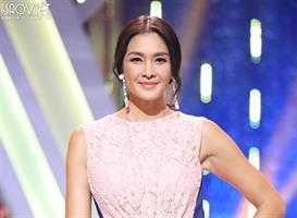 Lukkade Metinee ngồi “ghế nóng” cùng Hương Giang đi tìm Miss International Queen Vietnam 2023