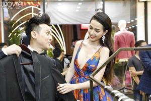 Phan Thị Mơ hóa quý cô sang chãnh cùng váy hoa