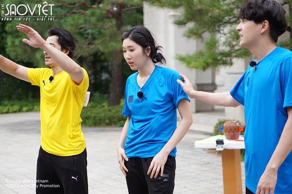 Thúy Ngân tơi tả vì bị 3 Cast nam tấn công