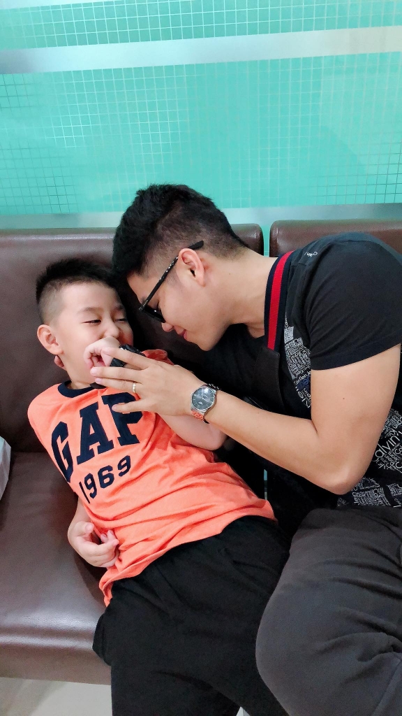 ai moi chinh la soai ca cua dien vien le phuong