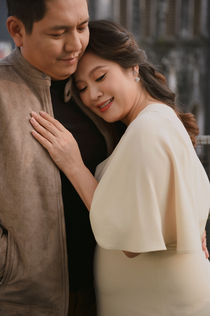 ba bau thanh thuy dep rang ngoi cung chong dao pho ha noi