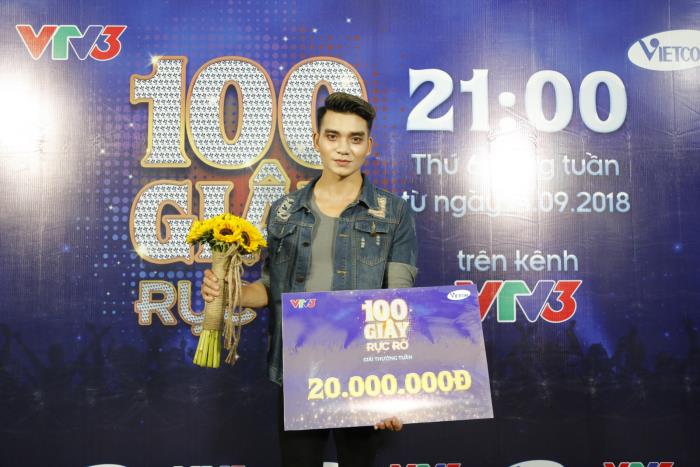 mac tran thanh, hari won cong khai 'cua' trai dep ngay tren san khau hinh anh 3