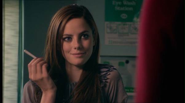 Kaya Scodelario trong vai cô gái trẻ đầy rắc rối Effy