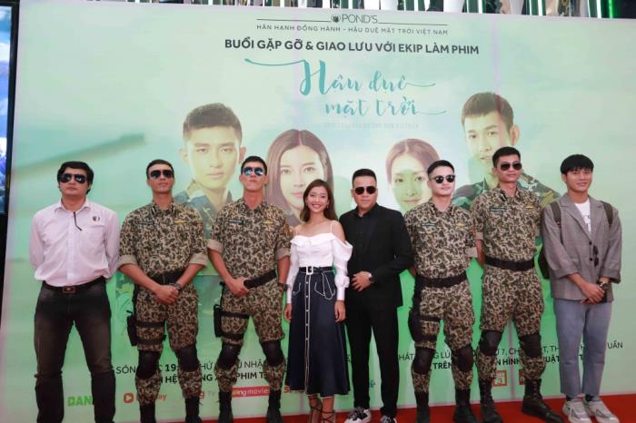 dao dien tran buu loc co rat nhieu su hy sinh trong hau due mat troi