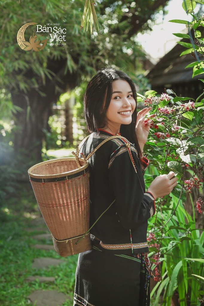 hbella hhen nie la dong luc lon de toi du thi hoa hau