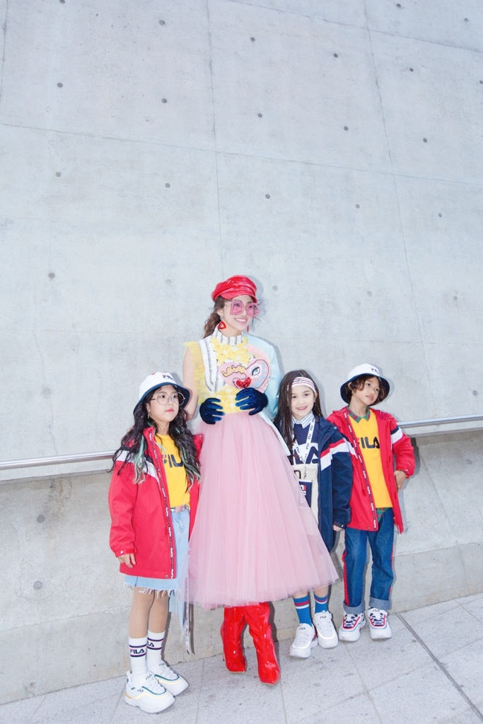 lan dau tham du seoul fashion week thien nga duoc xuong danh tren instagram cua vogue