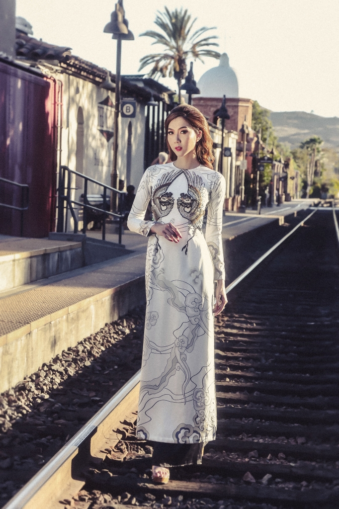 ngoc quyen van dep man ma tu khi lam me don than
