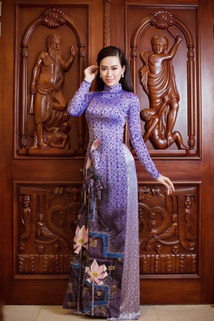 ntk viet hung mang bst dai su ao dai viet nam den san choi cua doanh nhan viet