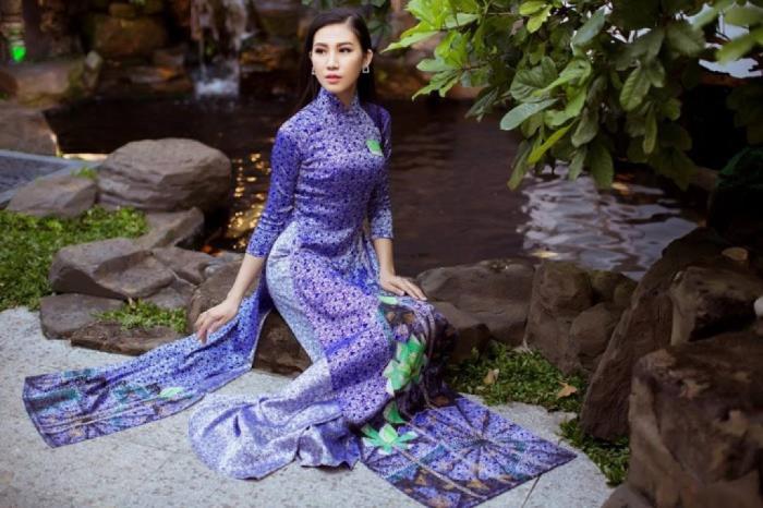 ntk viet hung mang bst dai su ao dai viet nam den san choi cua doanh nhan viet
