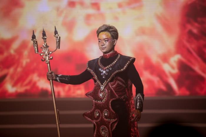 quan quan ky tai lo dien 2018 minh nhat di ban dao de danh tien di thi