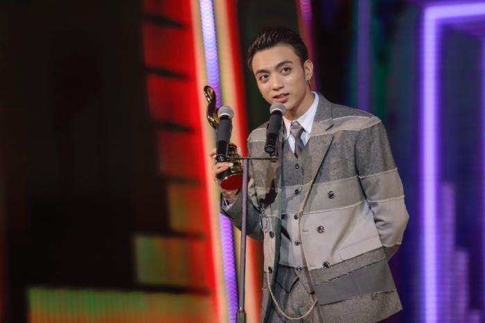 chinh thuc khoi dong zing music awards 2018